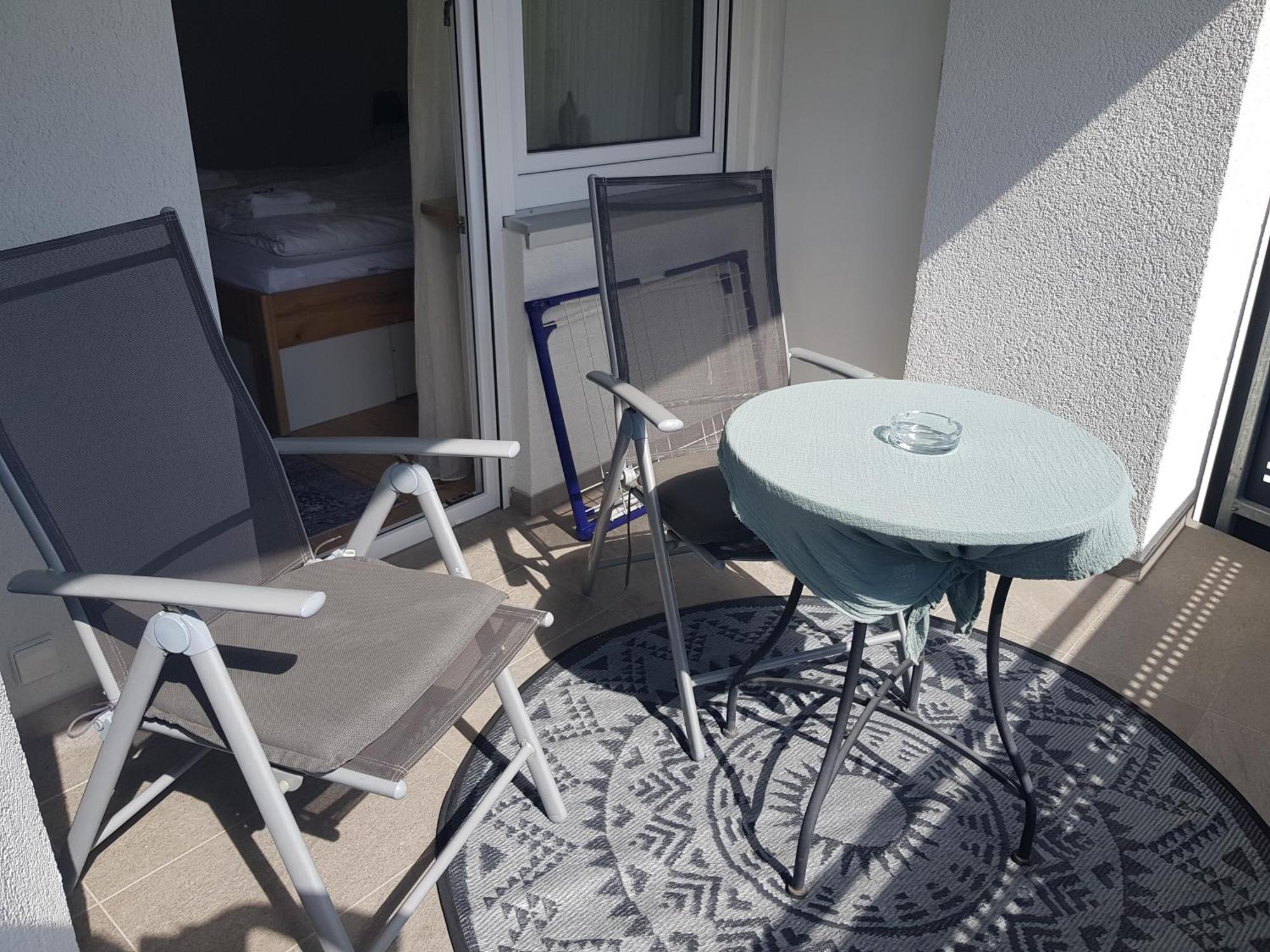 Sonnige 3 Zimmer Ferienwohnung Sun Mountain Rechberghausen Eksteriør billede